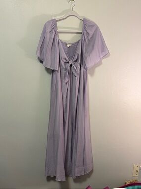 Lavender Tie-Front Maternity Dress with Flutter Sleeves